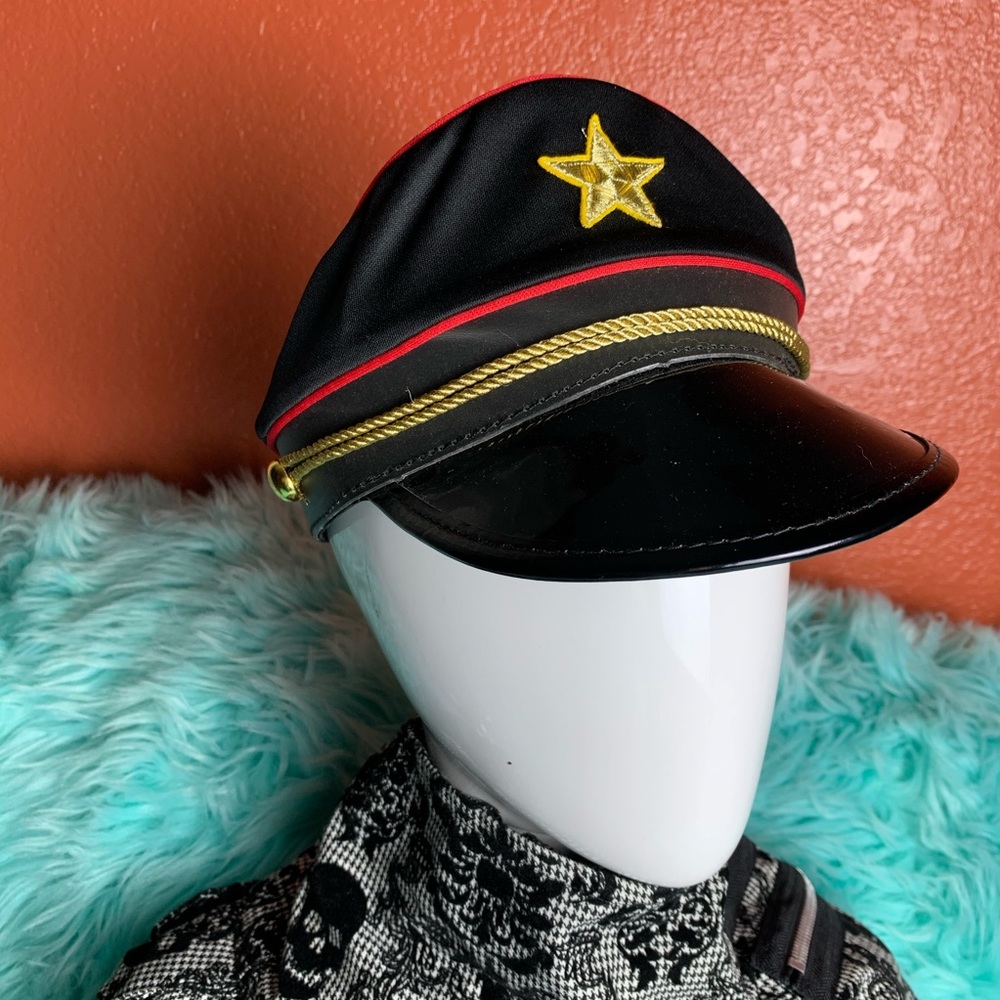 captain hat